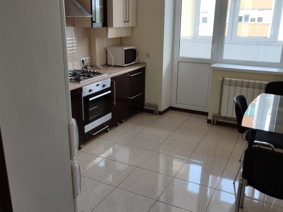 Здам 3 кімнатну квартиру з автономним опаленням 4 поверх ліфт Ивано-Франковск