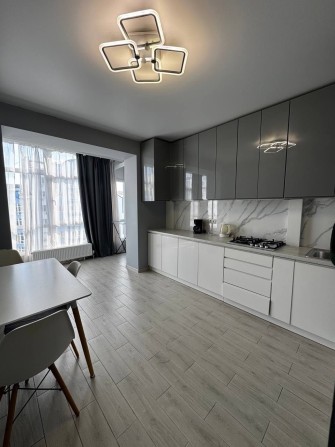 Оренда 2 км квартири поруч з стометрівкою - фото 1