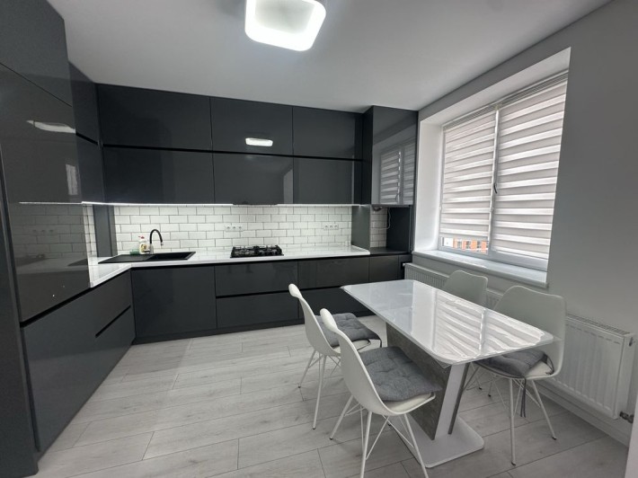 Оренда 2 кімнатна квартира  кухня-студія 70м2  вул.Хіміків 35А - фото 1