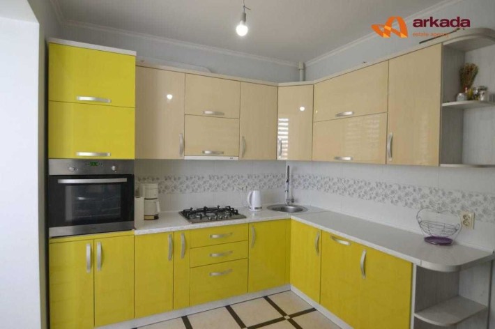 Оренда трьохкімнатної квартири в ЖК Сонячний - фото 1