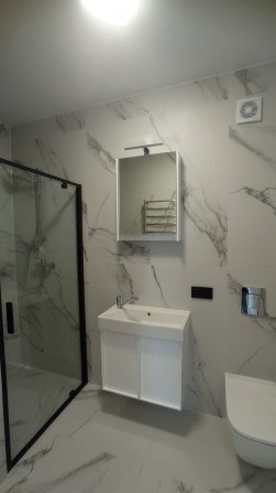 2к Виставка євроремонт, меблі, техніка, власне паркомісце - фото 1