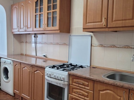 Оренда 1 км.кв.вул.Мазепи /Довженка (Озеро,парк),ремонт,меблі,техніка Ивано-Франковск