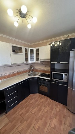 Оренда 2 кімнатноі. вул.Партизанська 18 - фото 1