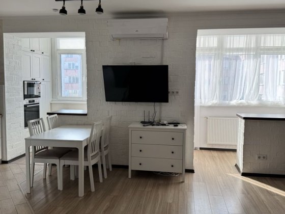 Здається двох кімнатна квартира з кухнею студією Ивано-Франковск