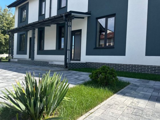 Продаж таунхаусу в Києві Киев