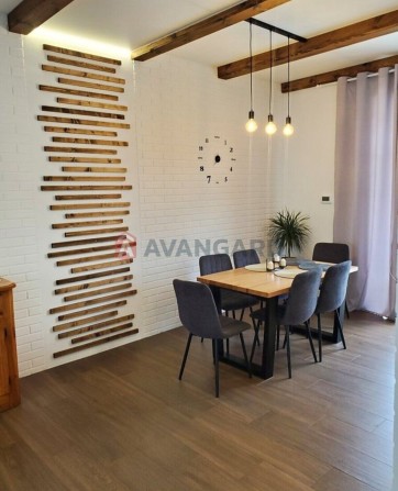 Продається будинок в гарній локації за  вигідною ціною - фото 1