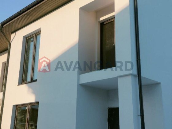 Продаж танхауса смт.Рудно котедж Львів