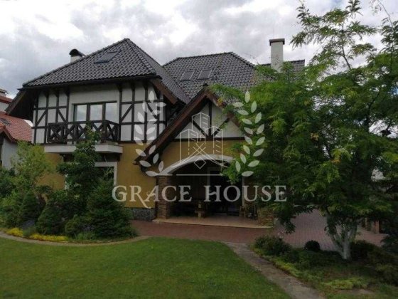 Продажа дома 475 м2 в коттеджном городке Коник Киев
