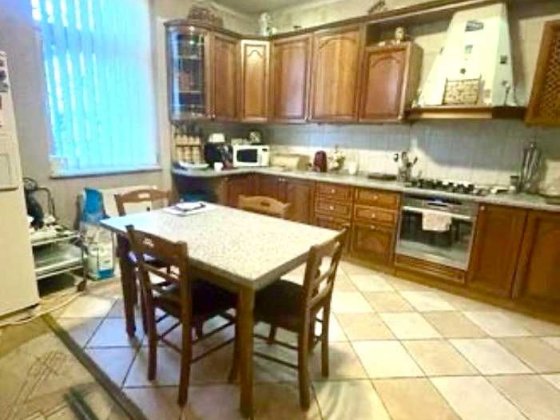 Продаж частини Будинку. вул. Зелена-Грицая-бл. Центр Львів