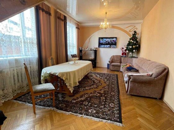 Продаж цегляного Будинку :Вул Новознесенська Львів