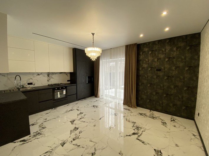 Дуплекс з ремонтом 110м2 - фото 1