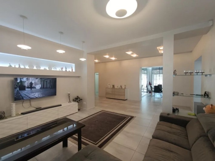 Продам современный 4-комнатный дом Соборный район Гагарина  Купить - фото 1