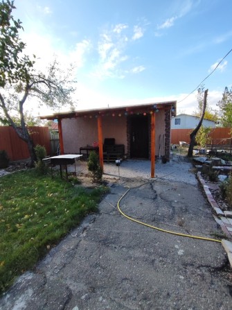 Продам будинок від центру 5 хвилин на авто. - фото 1