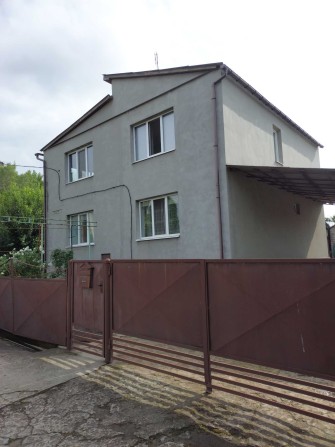 Продається будинок у Заводському районі, тихому і мальовничому місці - фото 1