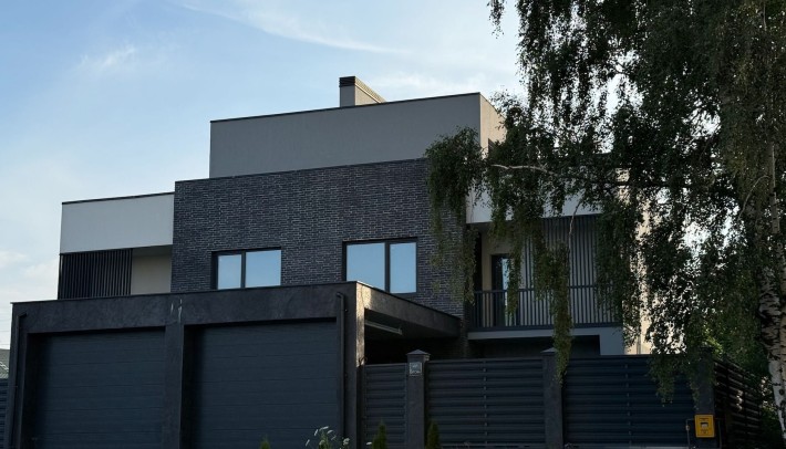 Продаж якісного котеджу 147 м2 з терасою/вул. Бігова/Тракт Глинянський - фото 1