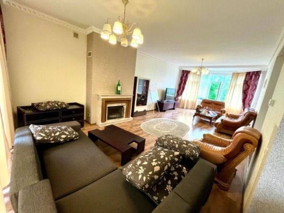 Продаж 4 кімнатного котеджу з мансардою по вул. Варшавська Львів