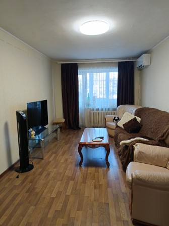 Сдам двухкомнатную квартиру. Проспект Свободы - фото 1