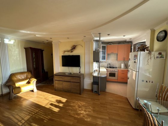 1к квартира в центрі Луцк