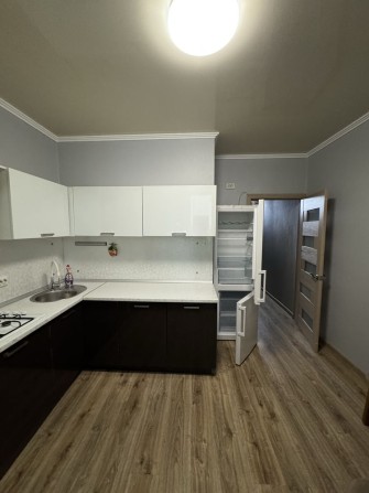 Оренда 1-кімн 14300 грн Відродження 50 - фото 1