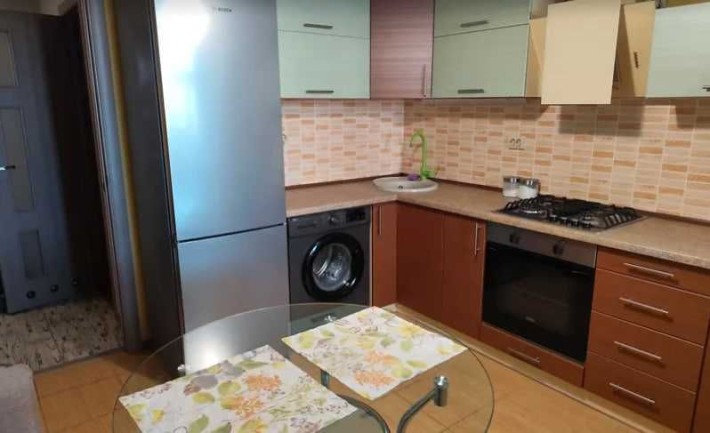 Термінова оренда 1 кімнатної квартири - фото 1