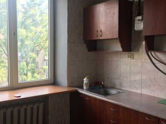 2-кімн, Степана Тільги 10. Оренда Кривой Рог