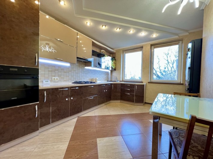 Здам 2 кім квартиру з меблями та технікою - фото 1