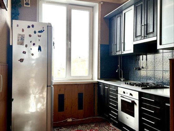 Оренда 2-х « Зуп Більшовик» вул Дишинського, сталінка, 3/3 Кривий Ріг