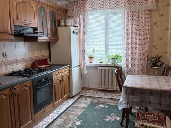 Вільна 3-х кімнатна квартира Луцьк