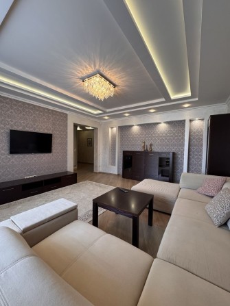 Оренда трикімнатної квартири, вул.Задворецька! - фото 1