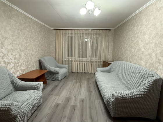 Оренда 2-кімнатної квартири по Відродження біля Північного ринку Луцк