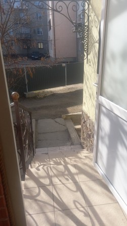 3к особняк з подвір'ям р-н Бам - фото 1