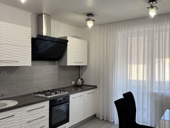 Оренда Дворівневої кв 650$ можна з тваринкою Вул. Героїв Добровольців Луцк