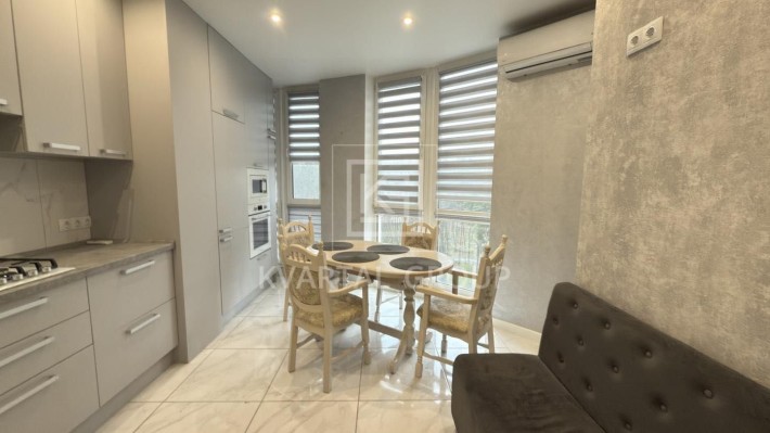 Тепла 2к квартира в оренду з видом на центральний парк! - фото 1