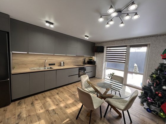 Продаж 2-х поверхового ТАУНХАУСА з ремонтом Винница