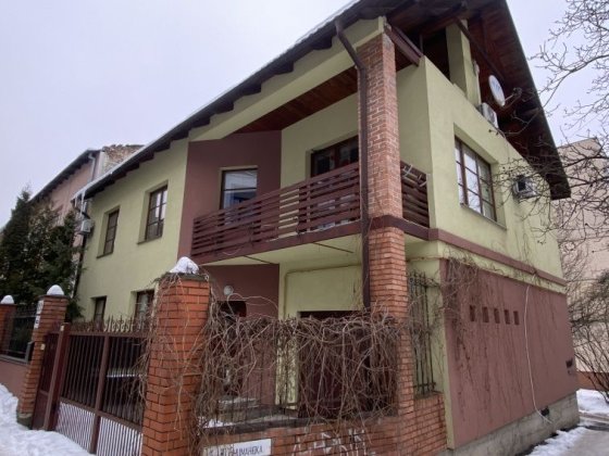 Продаж будинку у  Львові Львів