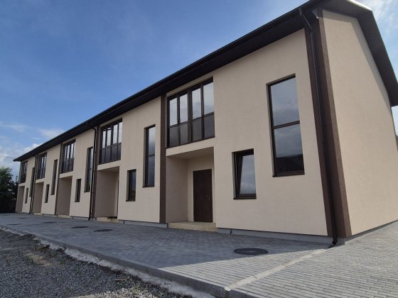 Кутовий таунхаус з центральними комунікаціями від забудовника! Вінниця