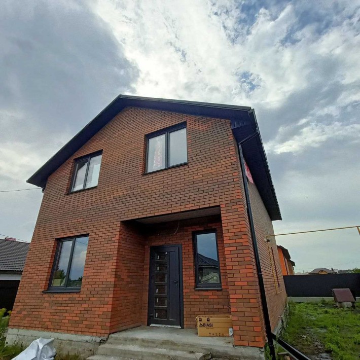 Продаж 2 поверхового будинку з ділянкою на 4 сотки, 125 кв. м - фото 1