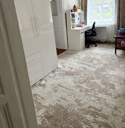 Фасадний 2-х кімнатний жилкоп, квартира на землі - фото 1