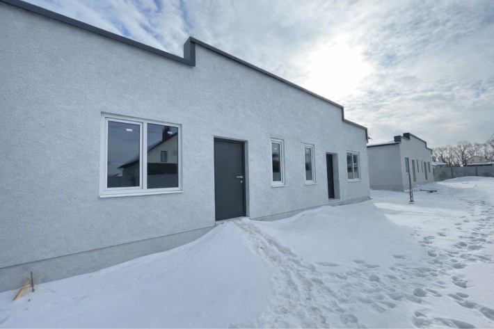 Продаж таунхауса в Тяжилові - фото 1