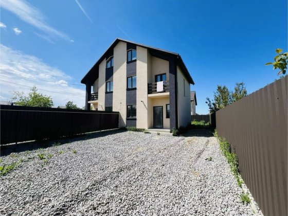 Продаж дуплексу: 100 кв.м., 4 кім., 3 сотки р-н. Пирогова Вінниця