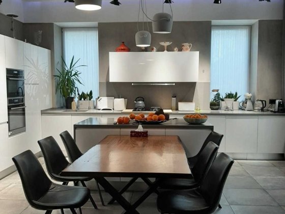 Новый стильный дом с бассейном Совиньон Одесса