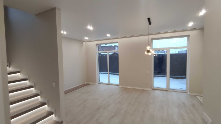 Продам Будинок з ремонтом - фото 1