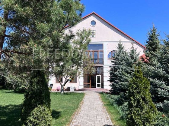 280 тыс.$ Продажа / Красивый дом на ХТЗ / Коттедж в закрытом поселке / Харьков