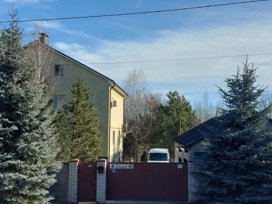 Дом Краснополье трёхквартирный 3 эт. 360 кв/м 20 сот Дніпро