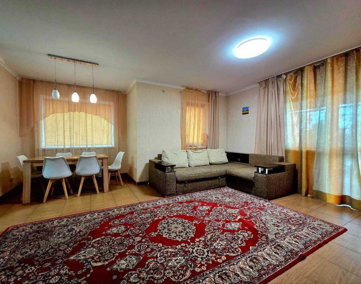 Продаж розкішного  будинку в селищі  Царське село 12-йквартал - фото 1