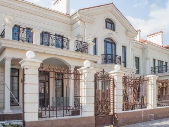 Продам дом в Королевских Садах, Французский бульвар 60