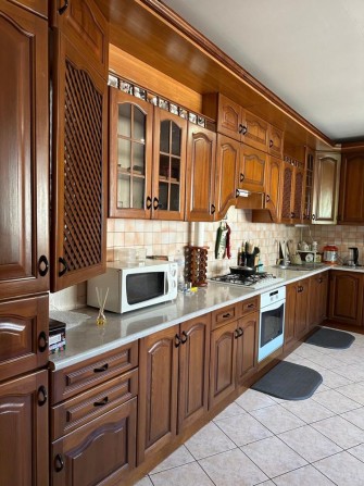 Оренда 3-кімн. квартири в центрі міста - фото 1