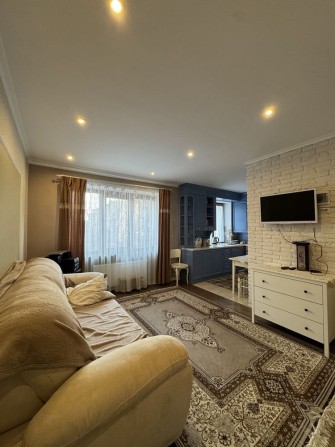 Оренда 2 кімнатної квартири в самісінькому центрі. - фото 1