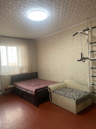 Здається 1 кімн. квартира, Східний-2,  5000гр+ комуналка+опалення - фото 1