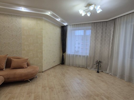 Здається простора  1к квартира Луцьк